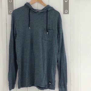 Quicksilver pullover